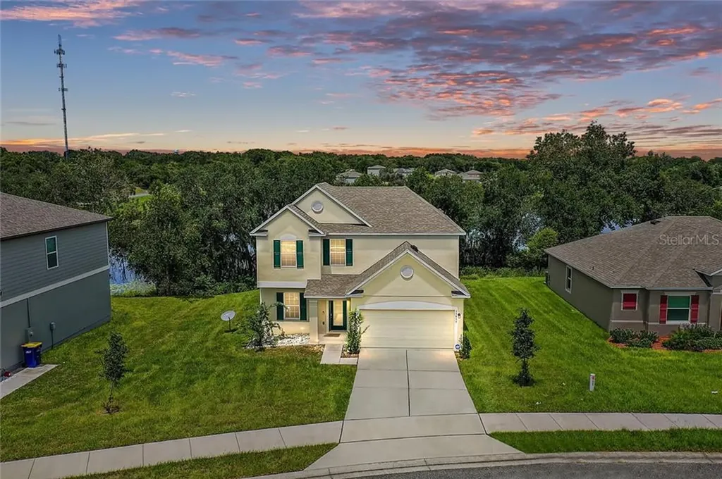 15857 Surfbird Court Mascotte FL 34753