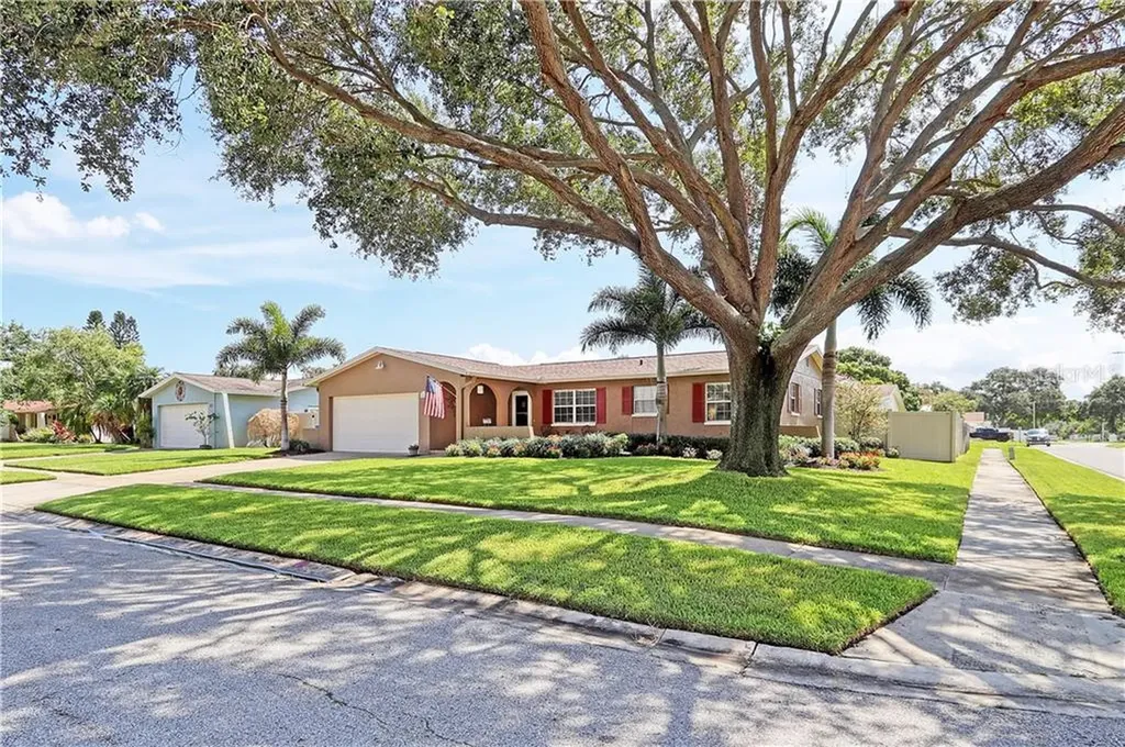 5901 18th Street NE St Petersburg FL 33703