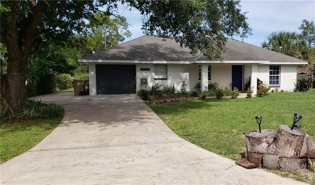 35747 Dawn Drive Leesburg FL 34788