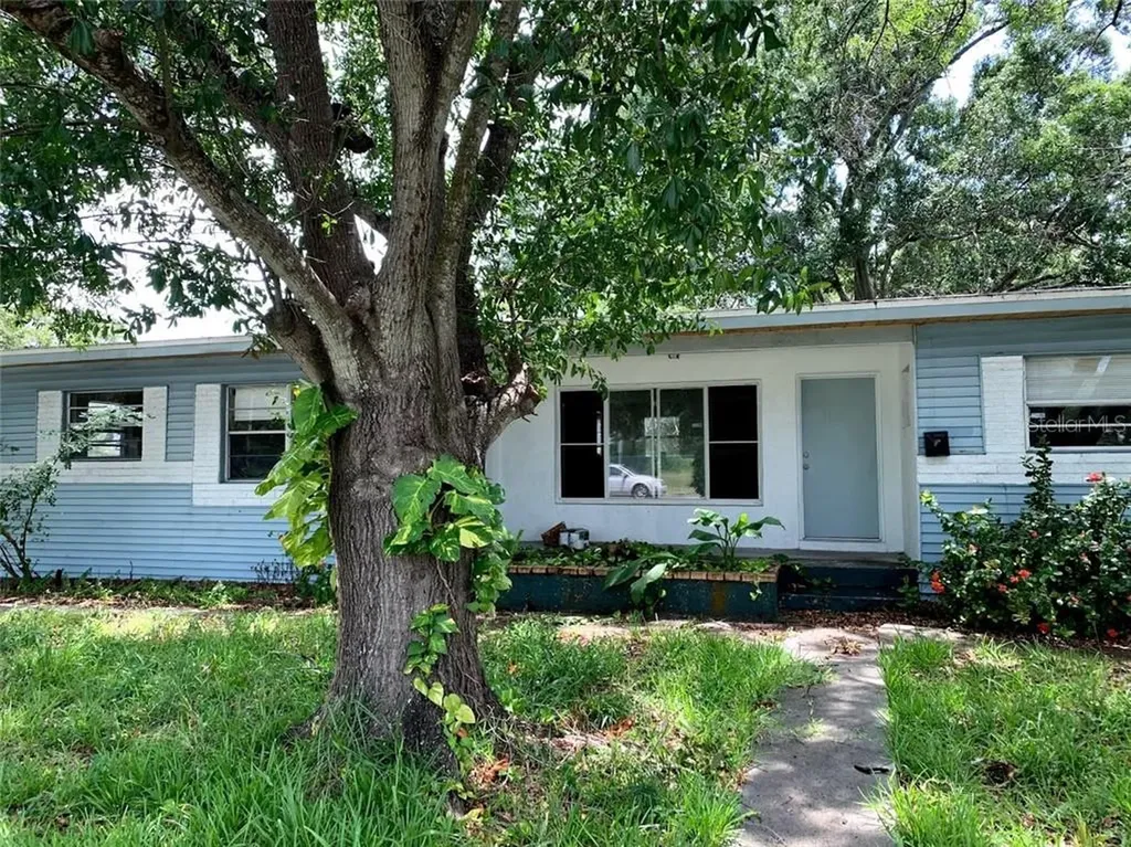 5637 16th Street N St Petersburg FL 33703