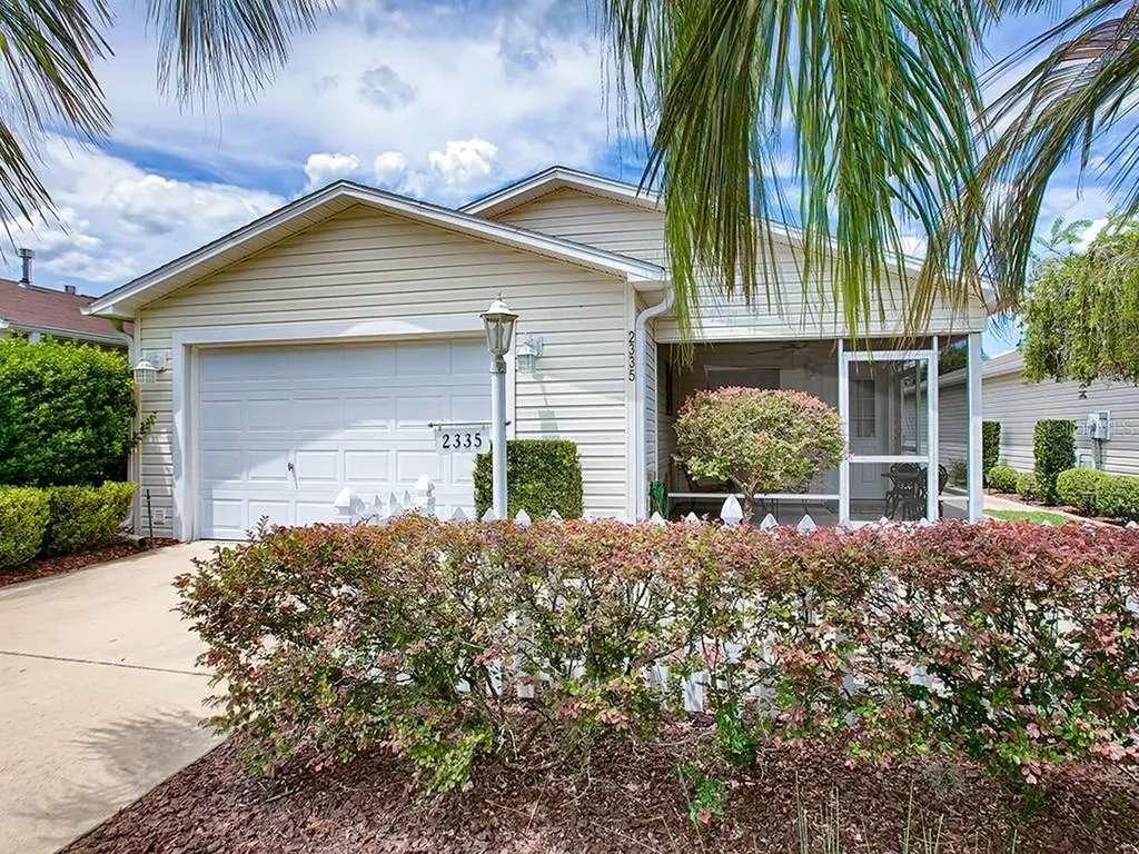 2335 Oak Bend Place The Villages FL 32162