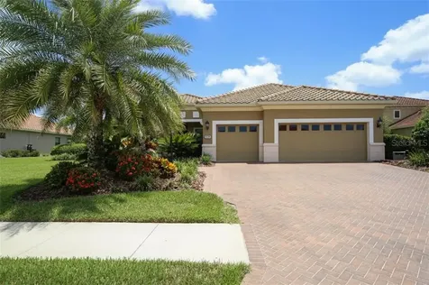 8208 Larkspur Circle Sarasota FL 34241