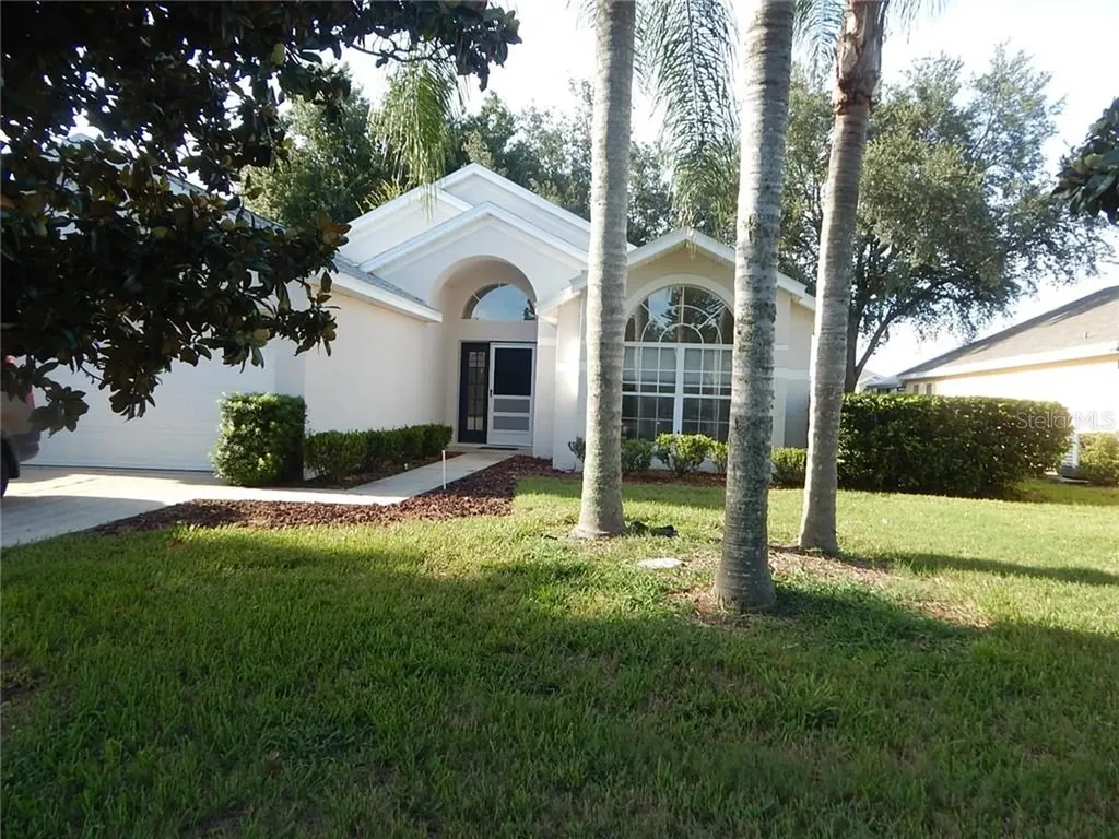 2613 Meadow Oaks Loop Clermont FL 34714