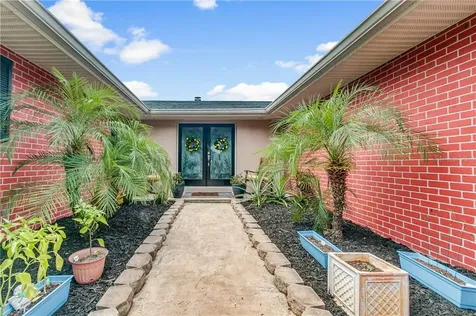 4110 Floralwood Court Orlando FL 32812