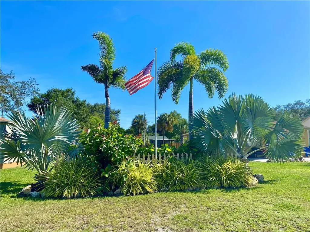 4720 Emerson Avenue S St Petersburg FL 33711