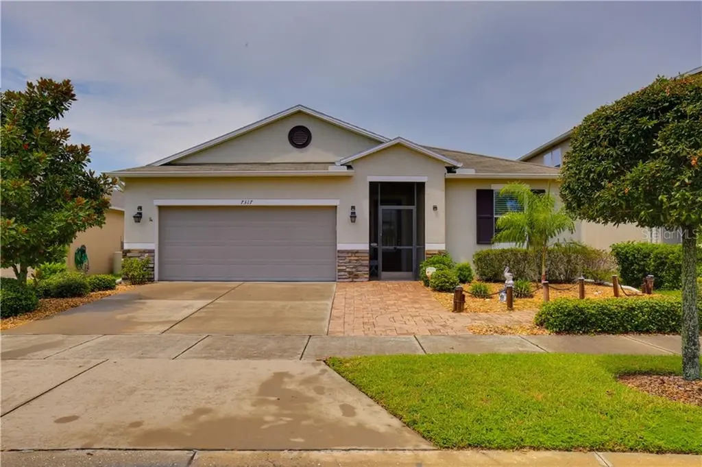 7317 Somerset Pond Drive Ruskin FL 33573