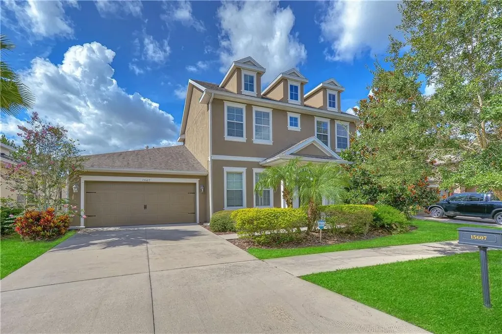 15607 Sunset Run Lane Lithia FL 33547