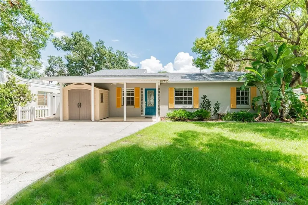 4717 W Wallcraft Avenue Tampa FL 33611