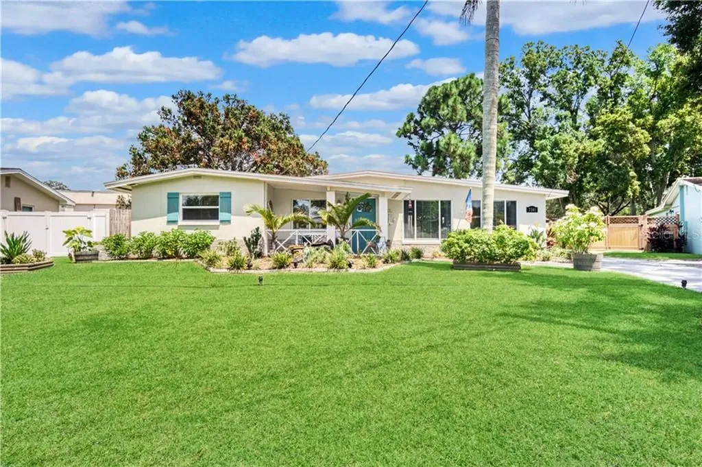7341 111th Street Seminole FL 33772