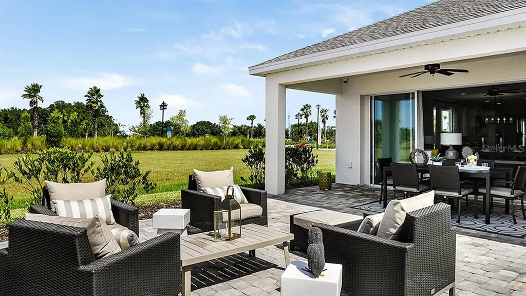 9077 Luna Lane Sarasota FL 34241