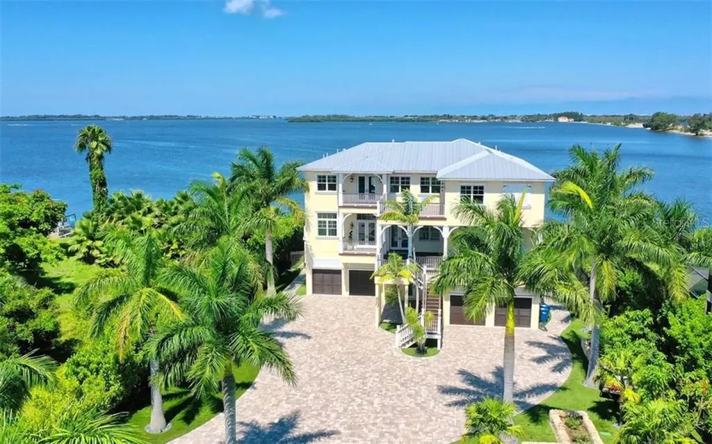 512 Palma Sola Boulevard Bradenton FL 34209