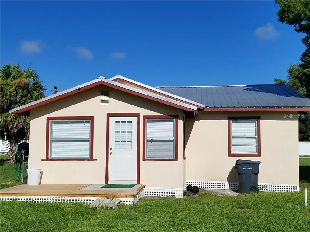 180 Cleveland Avenue Winter Haven FL 33881