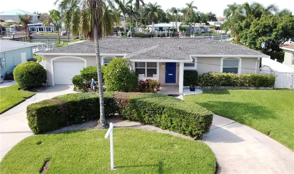 7996 Causeway Boulevard S St Petersburg FL 33707