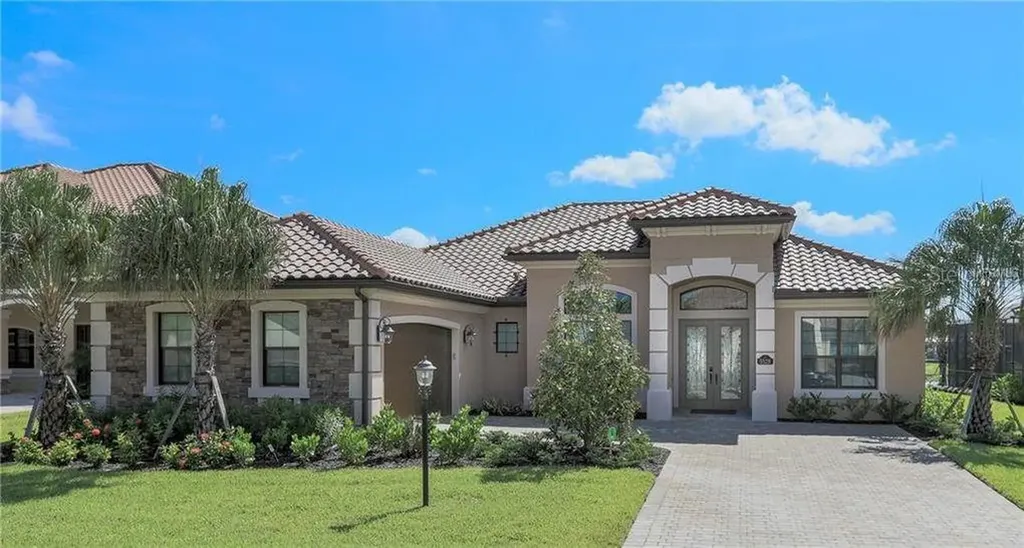5528 Arnie Loop Lakewood Ranch FL 34211