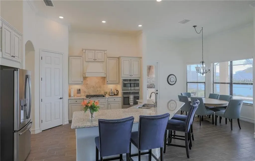 5528 Arnie Loop Lakewood Ranch FL 34211