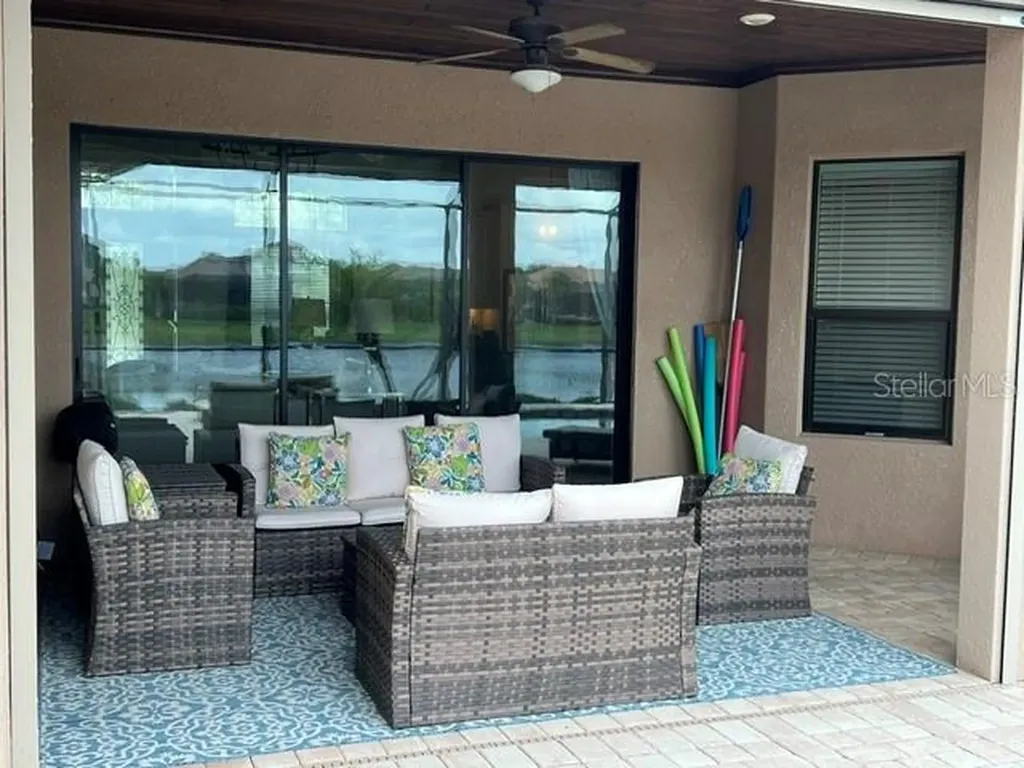 5528 Arnie Loop Lakewood Ranch FL 34211