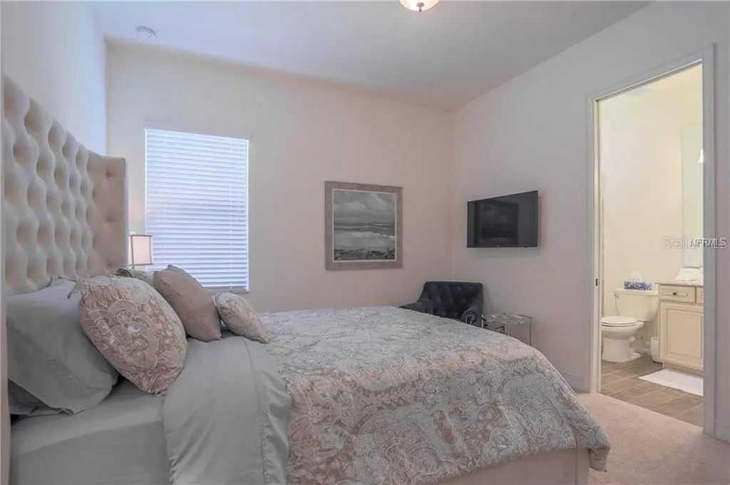 5528 Arnie Loop Lakewood Ranch FL 34211