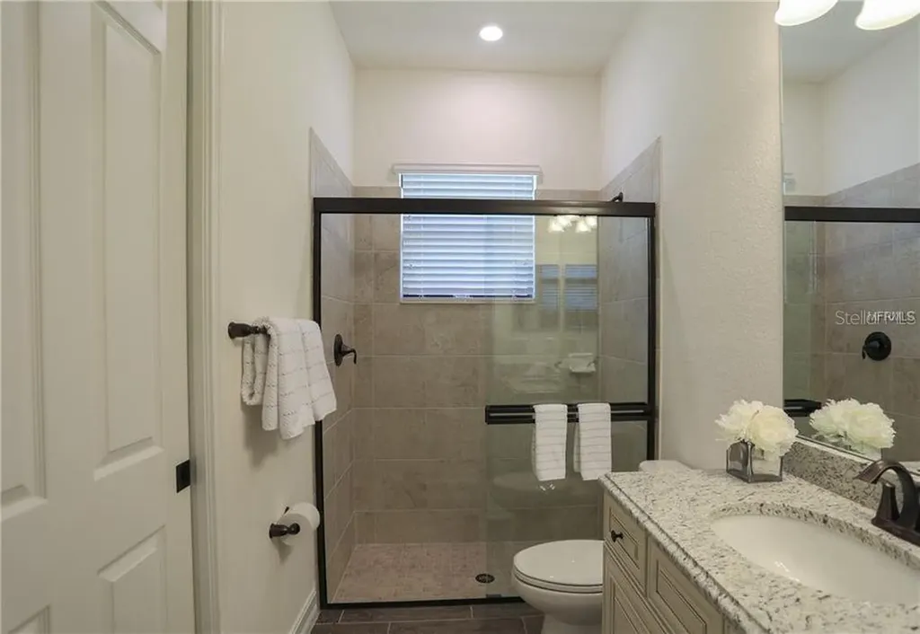 5528 Arnie Loop Lakewood Ranch FL 34211