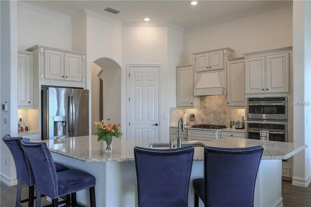 5528 Arnie Loop Lakewood Ranch FL 34211