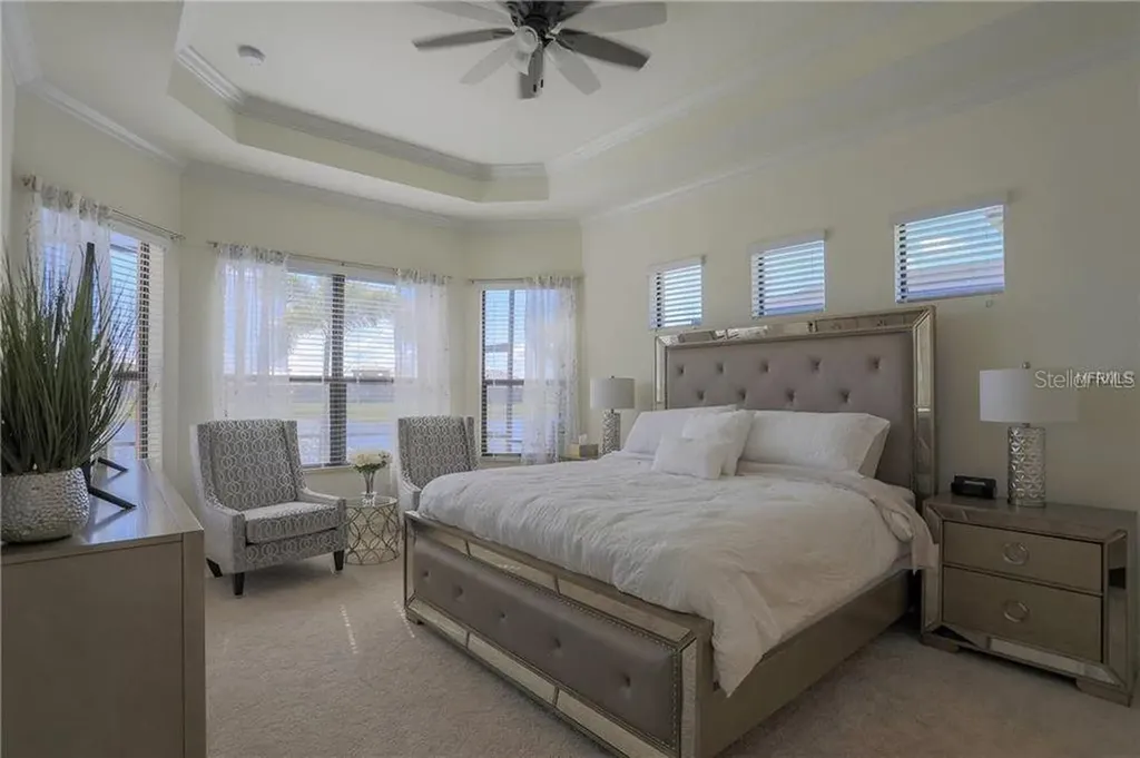 5528 Arnie Loop Lakewood Ranch FL 34211