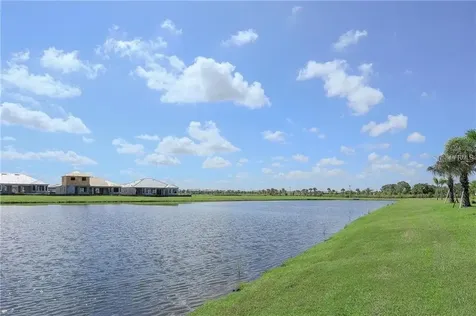5528 Arnie Loop Lakewood Ranch FL 34211