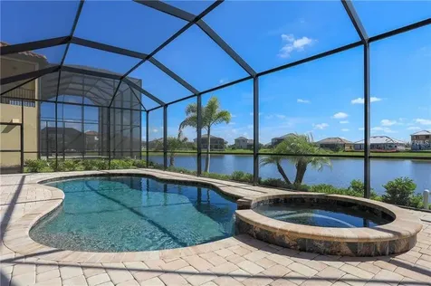 5528 Arnie Loop Lakewood Ranch FL 34211