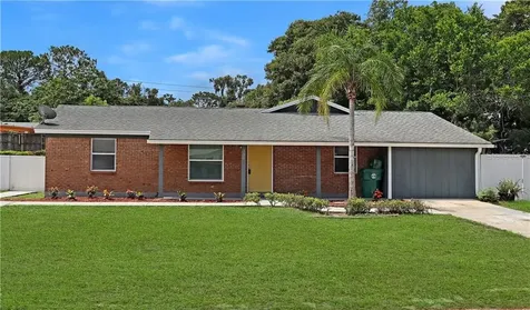 338 E Chelsea Street Deland FL 32724