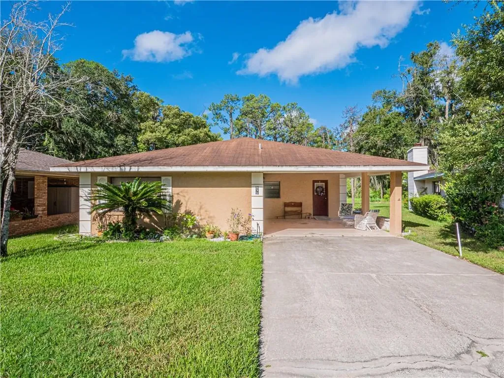 539 Lake Carolyn Circle Lakeland FL 33813