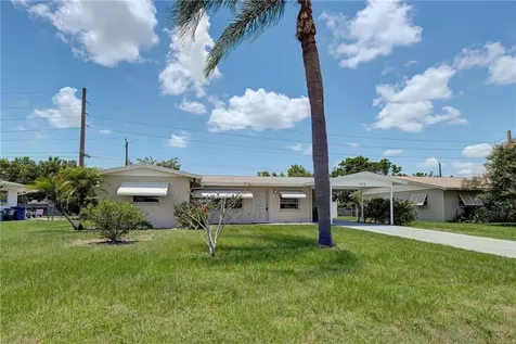 1772 Banyan Drive Venice FL 34293