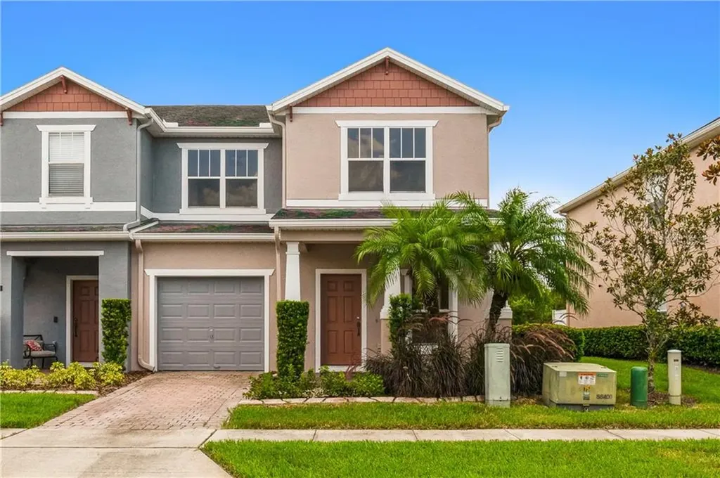 905 Pine Pointe Lane Orlando FL 32828