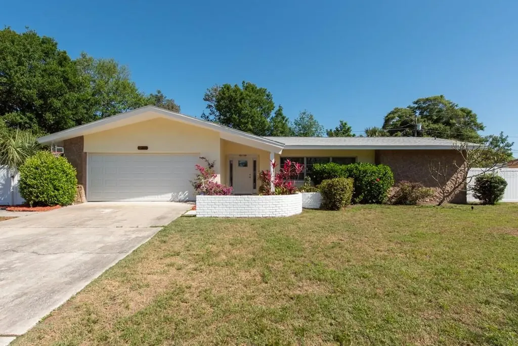 1570 Budleigh Street Clearwater FL 33756