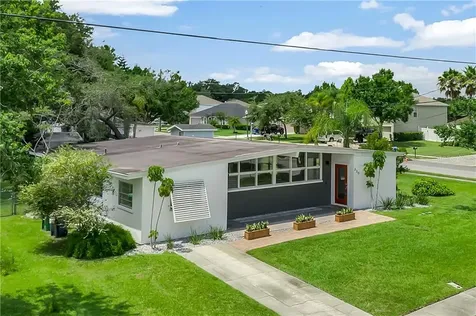330 Apopka Street Winter Garden FL 34787