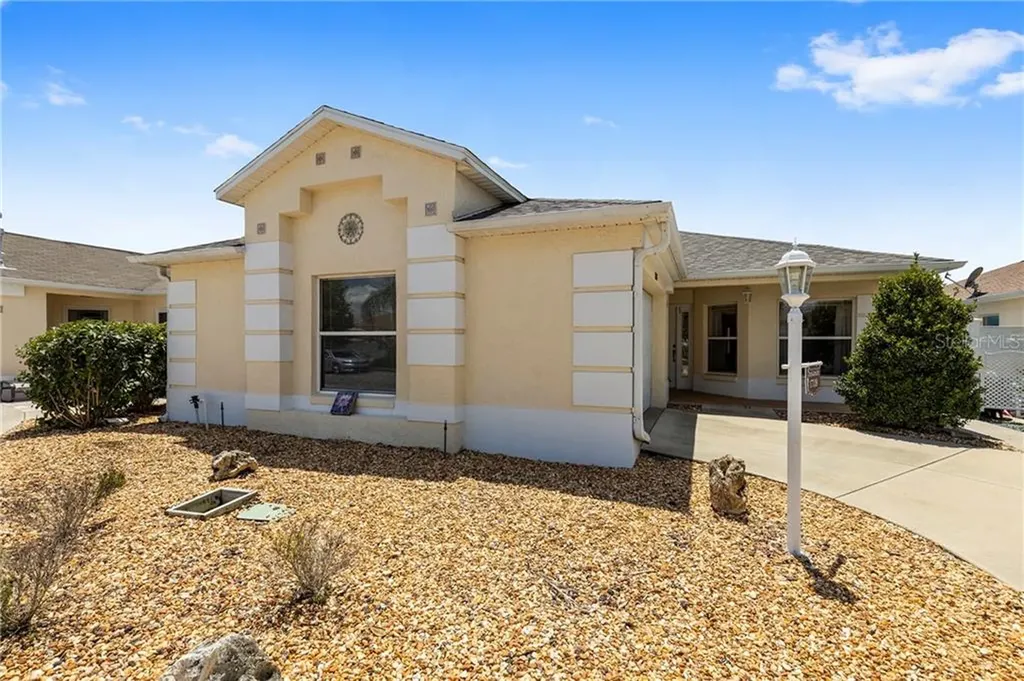 17118 SE 78th Larchmont Court The Villages FL 32162