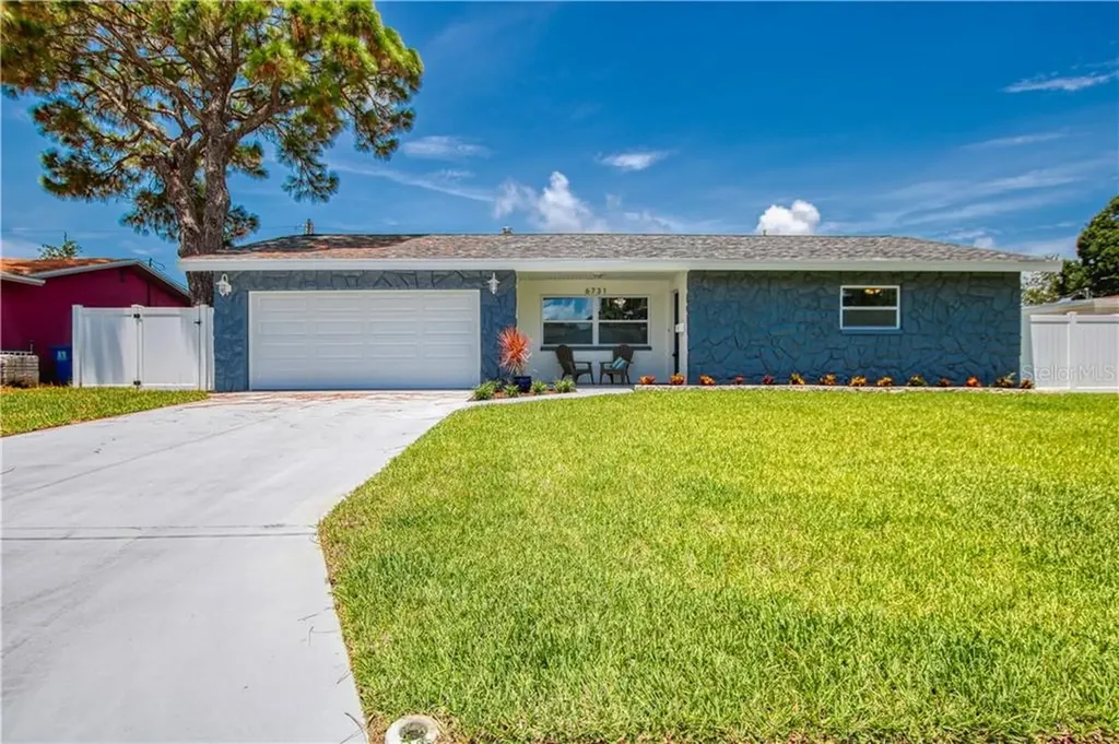 6731 14th Way S St Petersburg FL 33705