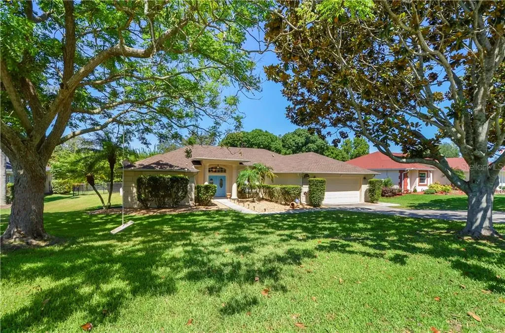 10914 Vista Del Sol Circle Clermont FL 34711