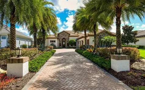 16321 Daysailor Trail Lakewood Ranch FL 34202