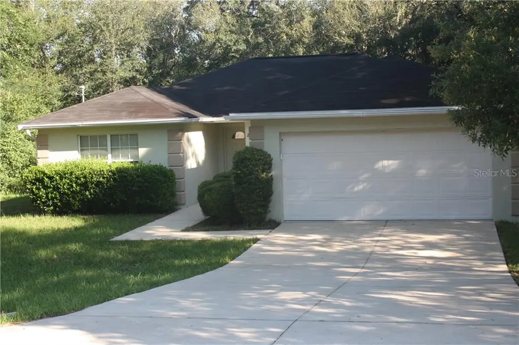 208 Locust Pass Circle Ocala FL 34472