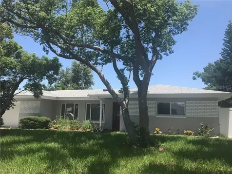 13867 Martinique Drive Seminole FL 33776