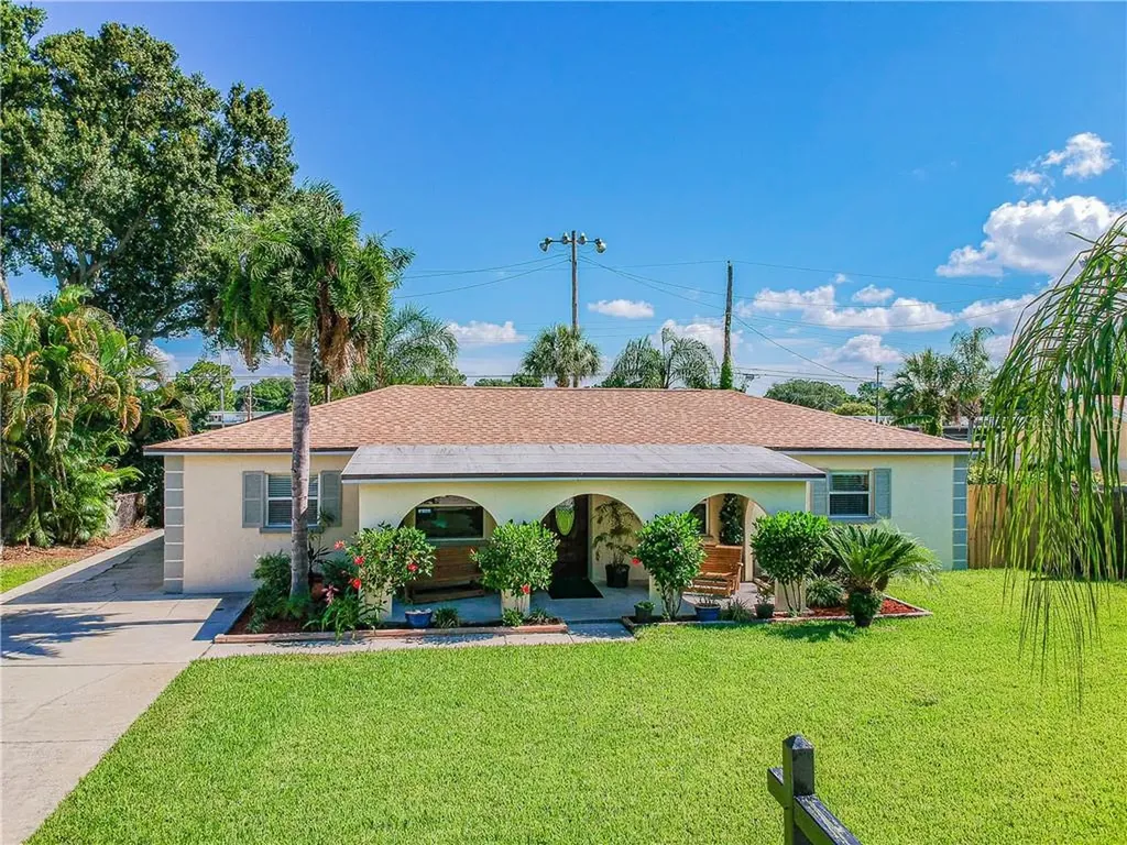 4219 W Bay Vista Avenue Tampa FL 33611