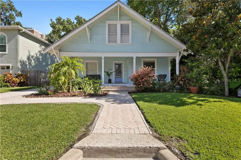 2908 W Bay Vista Avenue Tampa FL 33611
