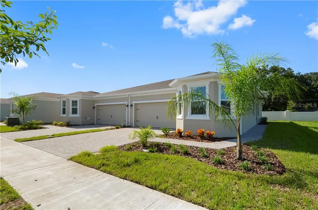 1826 Overcup Avenue Saint Cloud FL 34771