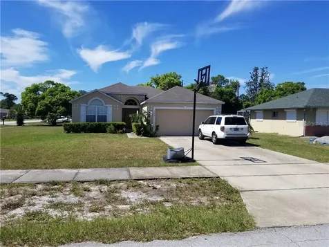 1227 Algoma Street Deltona FL 32725