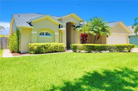 1213 English Bluffs Court Brandon FL 33511