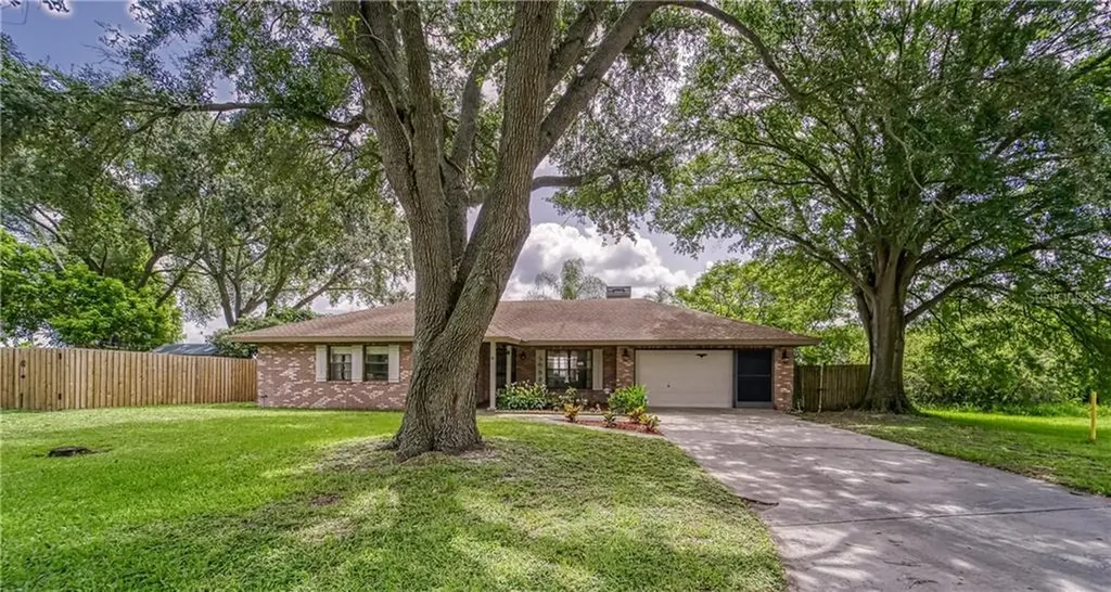 1530 Edgewater Beach Drive Lakeland FL 33805