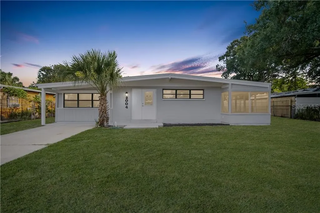 2004 Clarice Circle Tampa FL 33619