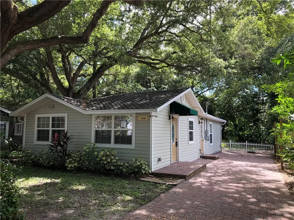 1240 New York Avenue Dunedin FL 34698