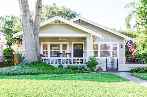 215 19th Avenue NE St Petersburg FL 33704