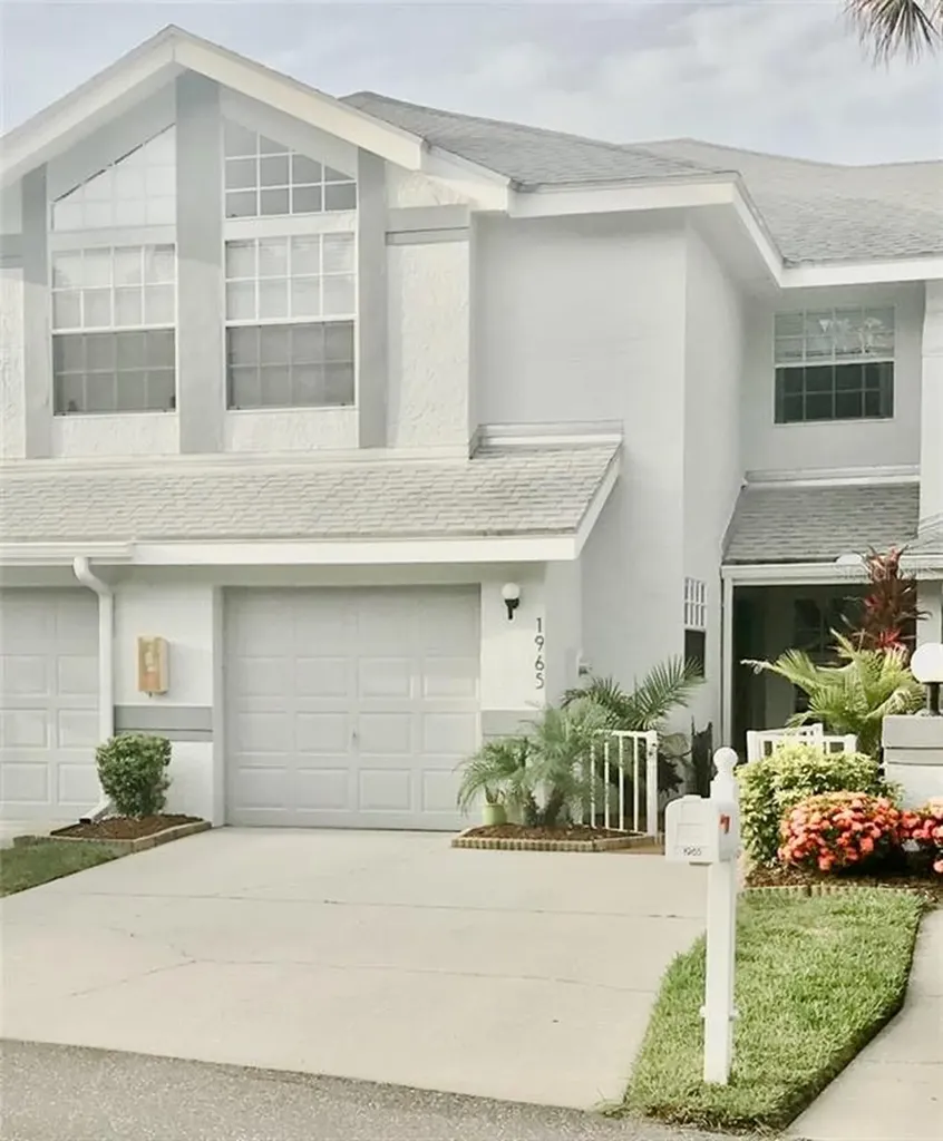 1965 Georgia Circle N Clearwater FL 33760