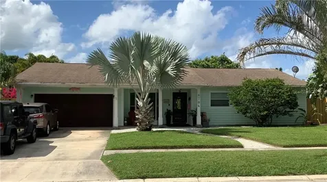 8704 Palisades Drive Tampa FL 33615