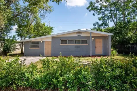 704 Belt Court Tampa FL 33612